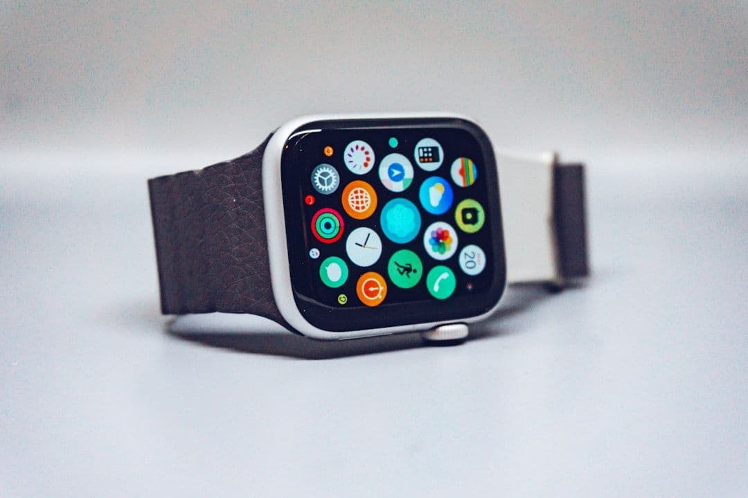Wyciek: watchOS 27 może dodać dziewięć kolorów do tarczy Modular