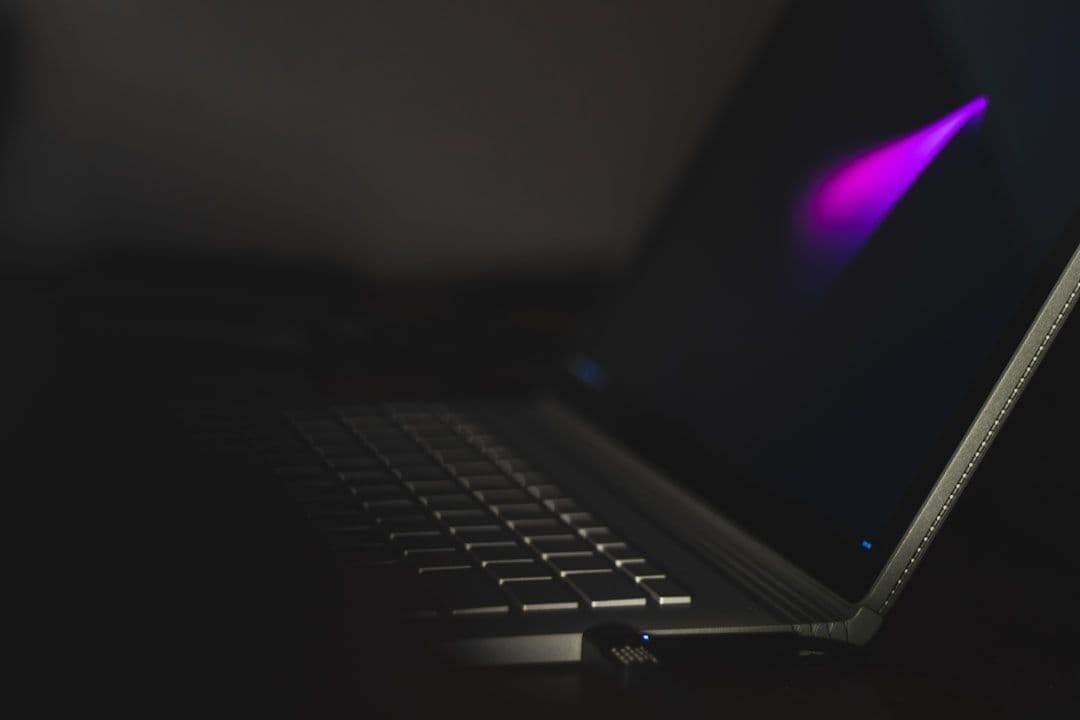 Apple przygotowuje pierwszy dotykowy MacBook. Debiut możliwy już w październiku