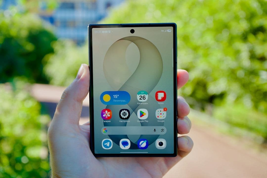 Składany iPhone może zdobyć 25 proc. rynku w 2026 roku