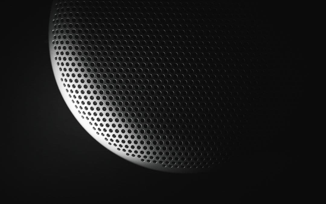 Siri AI z obsługą pięciu kolejnych języków. Apple wydaje aktualizacje 27.2