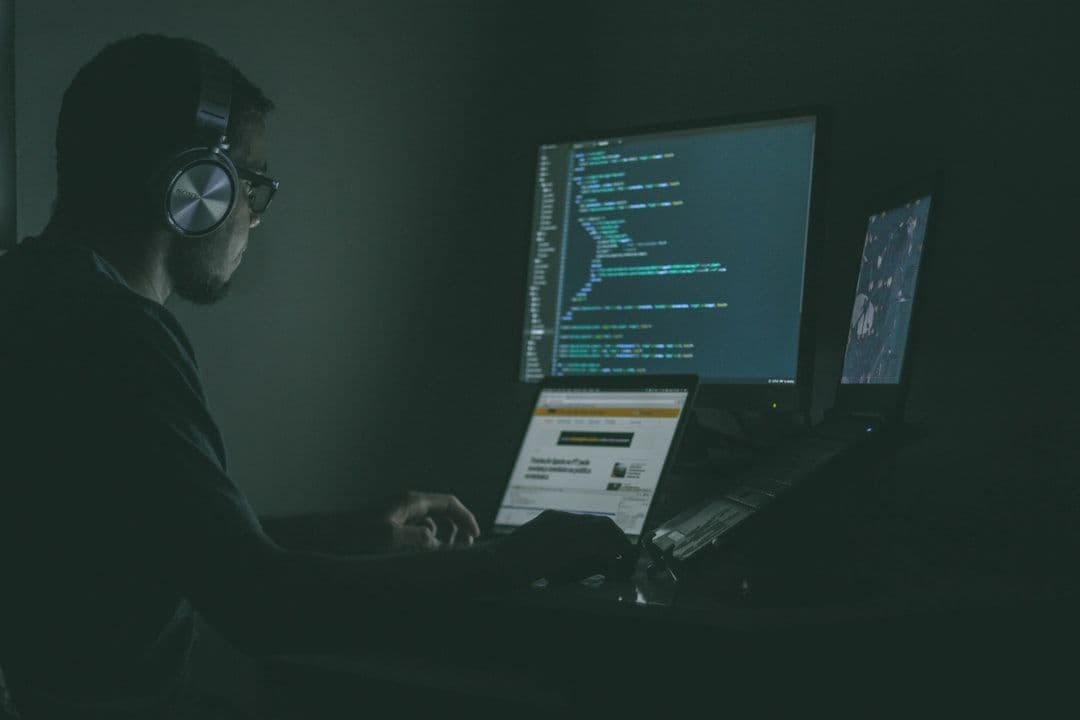 Microsoft rozszerza bezpieczeństwo agentów AI i środowisk organizacji