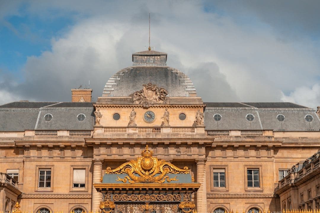 Prokuratura żąda siedmiu lat więzienia dla Nicolasa Sarkozy'ego w apelacji ws. finansowania z Libii