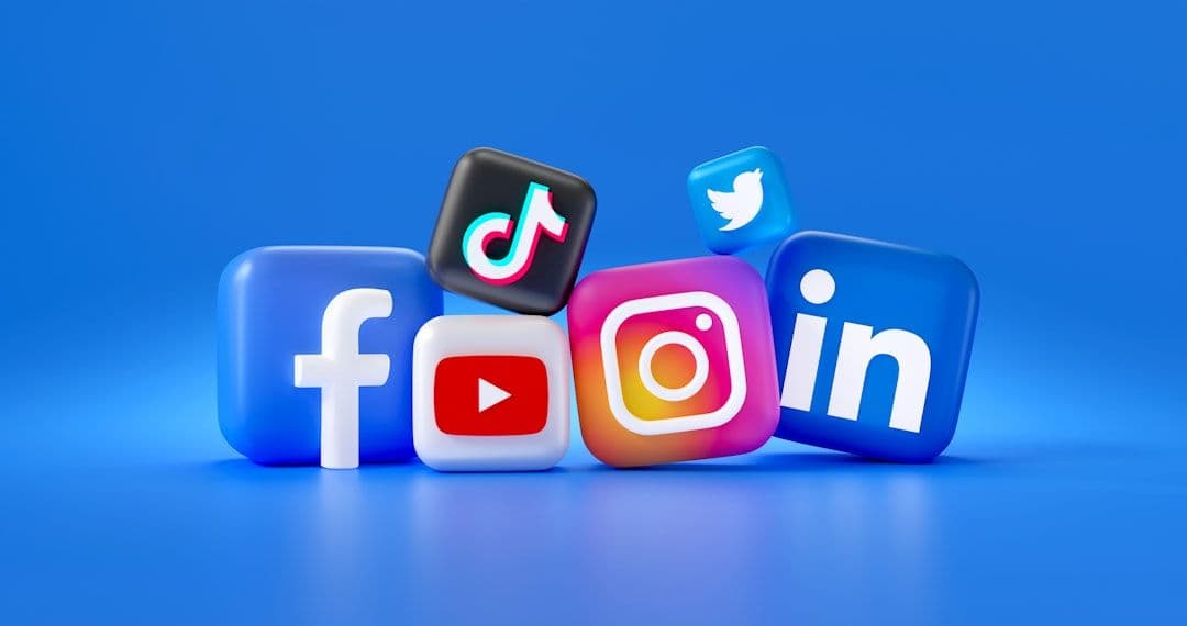 Rząd Wielkiej Brytanii chce promowania wiadomości nadawców publicznych w social media