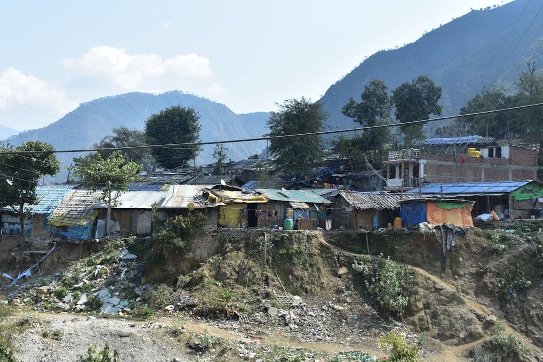 Nepal wznowił akcję ratunkową. Odbudowa po powodzi może kosztować 5 mld dolarów