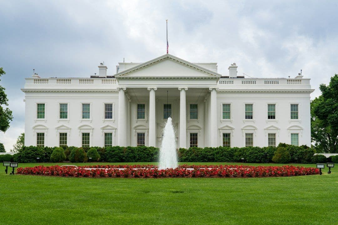 Liderzy technologii w Białym Domu. Trump rozmawiał o ryzykach AI