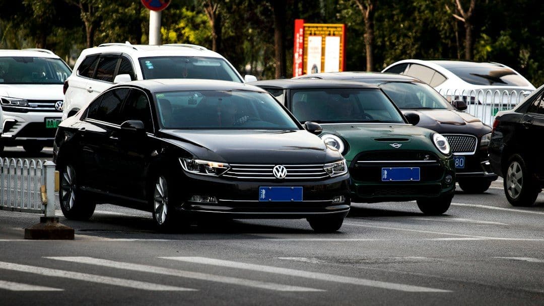 UE jedzie do Pekinu. Chiny zagrażają europejskiemu przemysłowi i milionom miejsc pracy