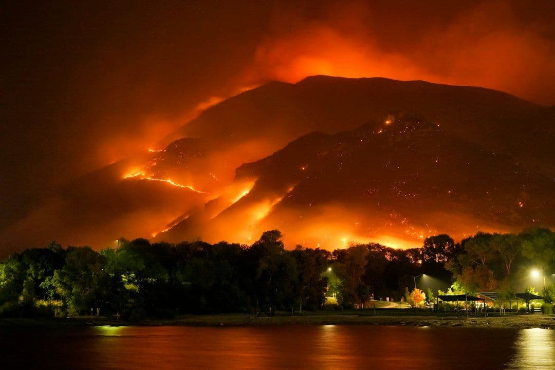 Ubezpieczenia nie nadążają za ryzykiem klimatycznym. Polisy mogą drożeć lub znikać