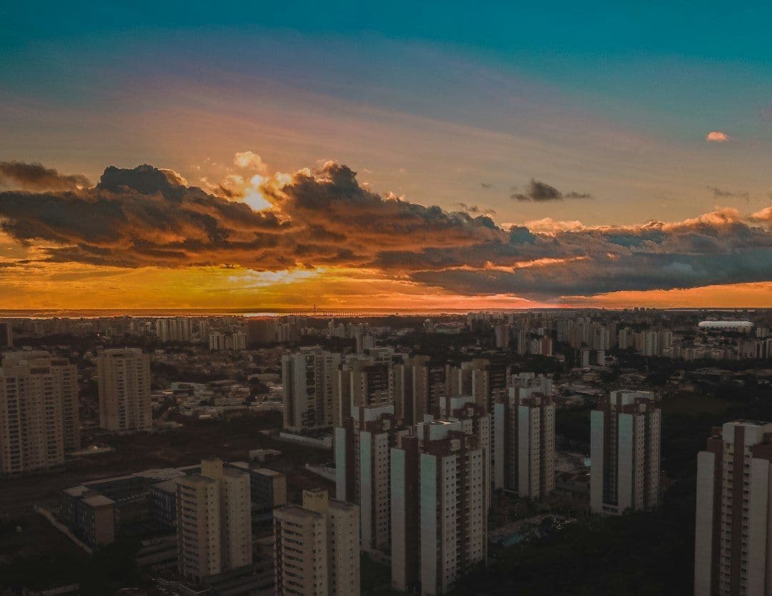 Pożary w brazylijskiej Amazonii spowijają Manaus. Władze badają podejrzenia podpaleń