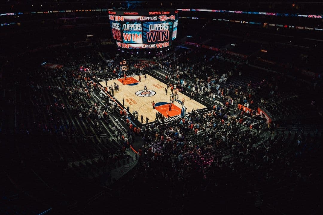 Sprzedaż Los Angeles Lakers za 12,5 mld dolarów. Co naprawdę oznacza rekordowa wycena