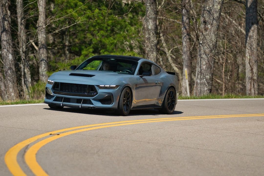Chevrolet może wskrzesić Camaro jako czterodrzwiowy fastback