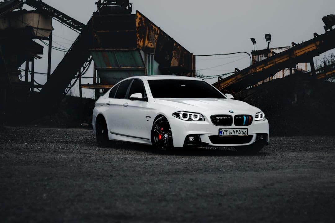 BMW ogłasza akcję serwisową dla 27 720 aut. Możliwa utrata napędu tylnej osi