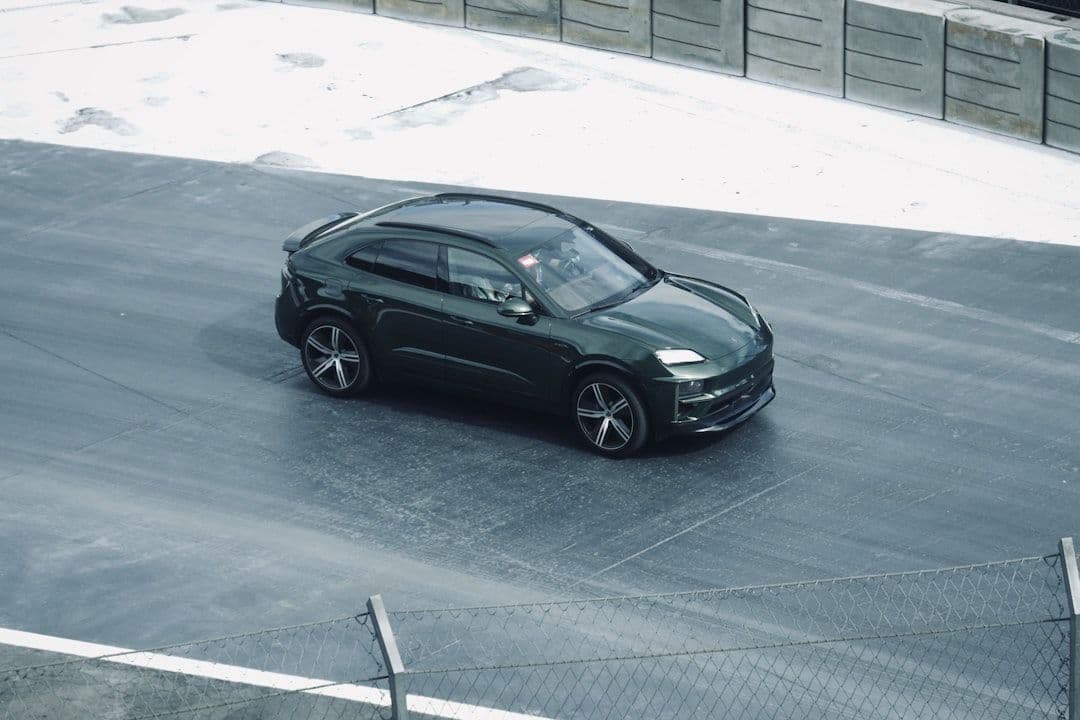 Volkswagen testuje następcę ID.4. Elektryczny SUV może otrzymać nazwę ID. Tiguan