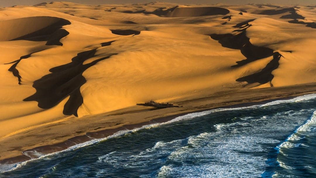 Arabia Saudyjska i Huti eskalują konflikt. Ataki na porty i instalacje Aramco