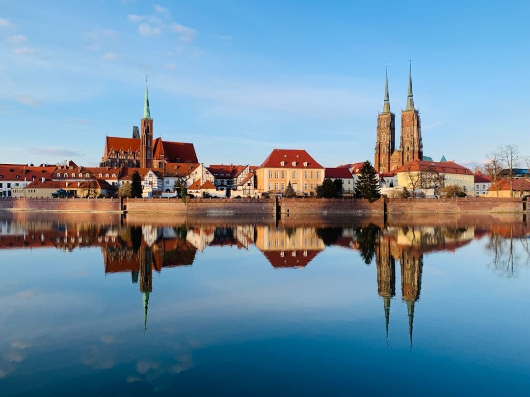 Wiślica, dawna stolica księstwa, walczy o ocalenie średniowiecznych fresków