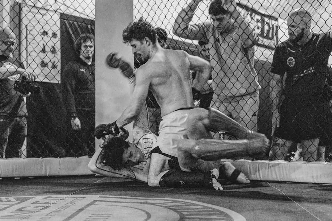 Yair Rodriguez i Jean Silva w walce wieczoru Noche UFC