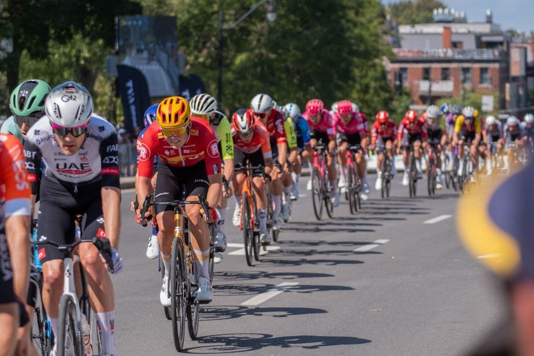 Matt Brennan z pierwszym zwycięstwem w Vuelta a España. Pogacar utrzymał czerwoną koszulkę
