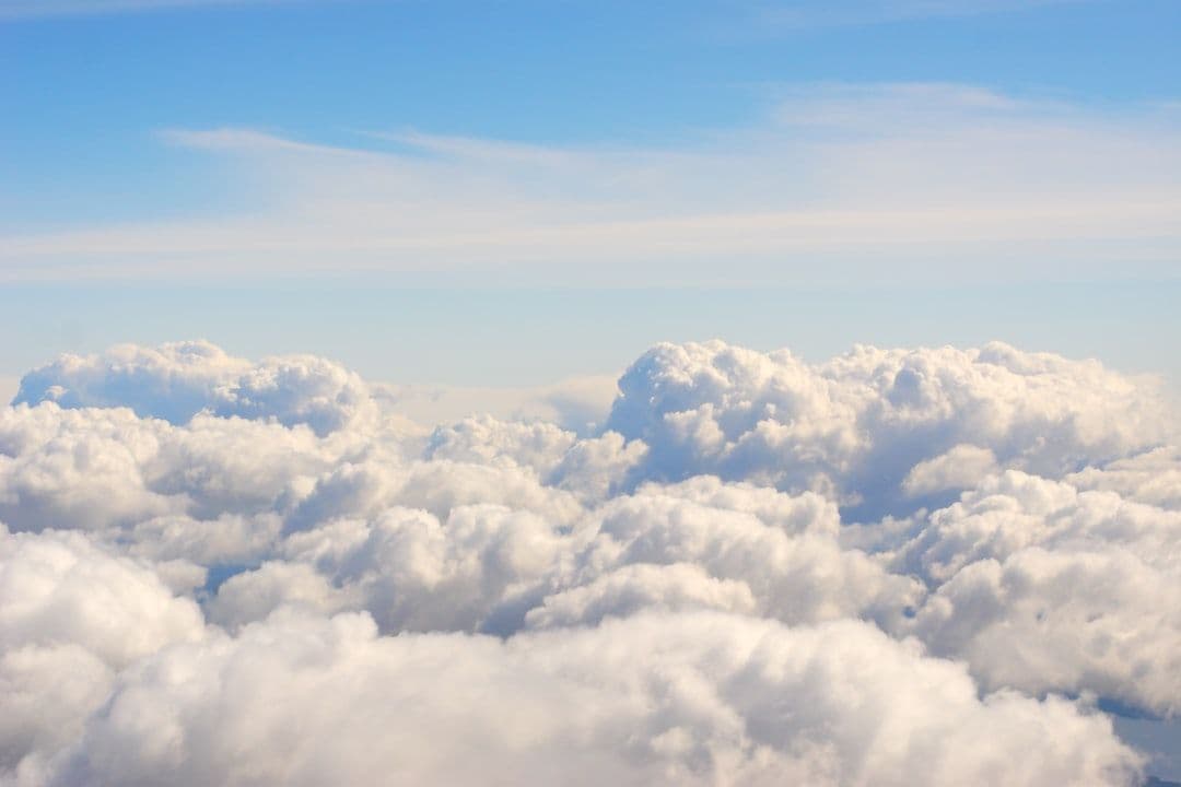 Google WeatherNext 3 ma poprawić prognozy opadów nawet o 50 procent