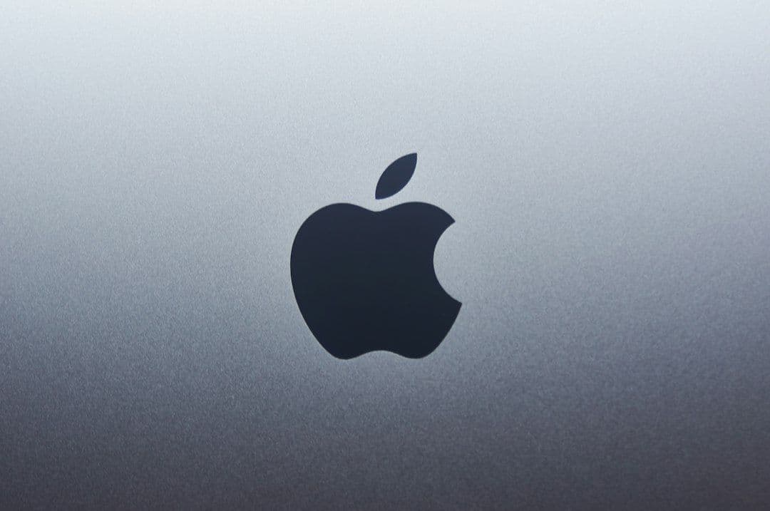 Apple udostępniło pierwsze wersje RC systemów 27.2