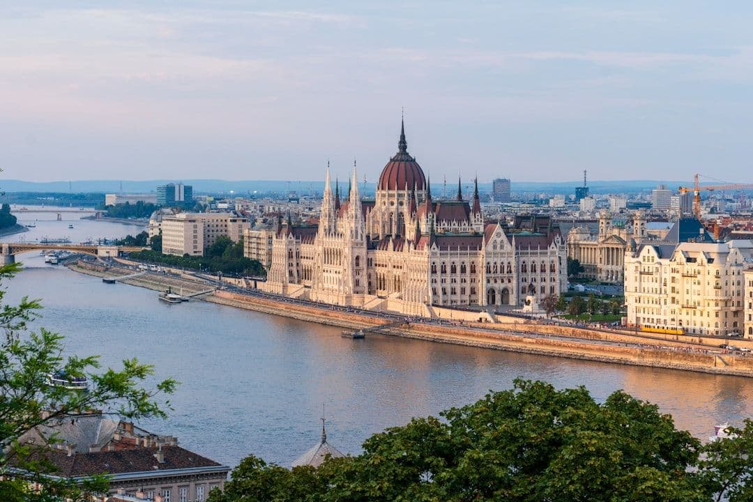 Węgry podtrzymują plan wejścia do strefy euro do 2030 roku