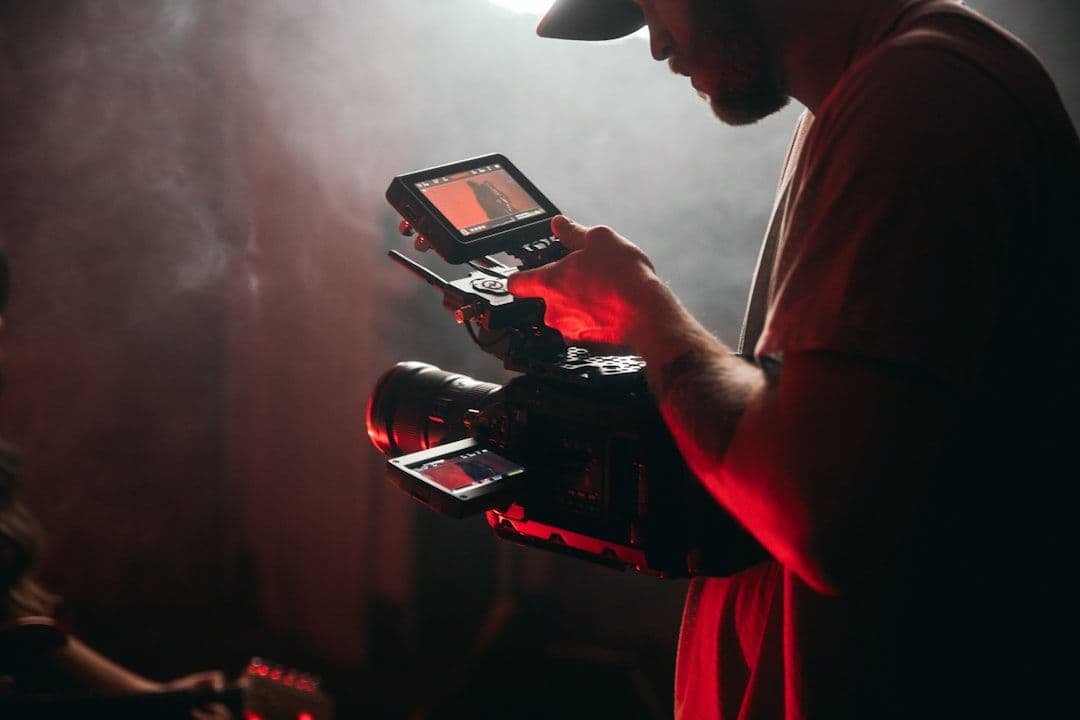 Reżyser filmu Resident Evil prosi sceptycznych fanów o jedno: „Zobaczcie film”