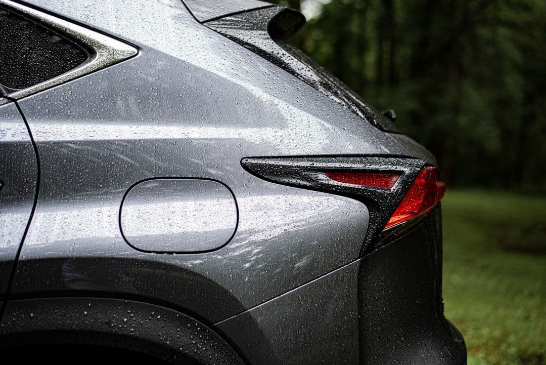 Lexus RX350h F Sport Design na zdjęciach. Tak wygląda hybrydowy SUV