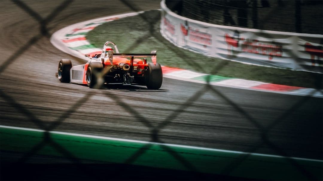 Kimi Antonelli wygrał Grand Prix Włoch po awansie z 19. pola