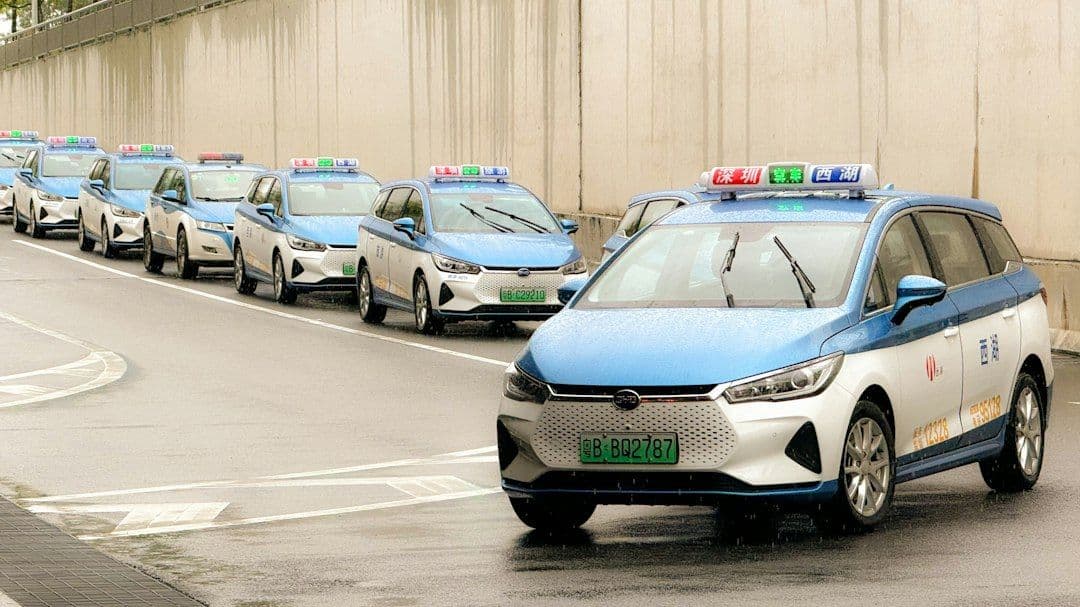 Toyota wchodzi w wyścig aut elektrycznych o zwiększonym zasięgu