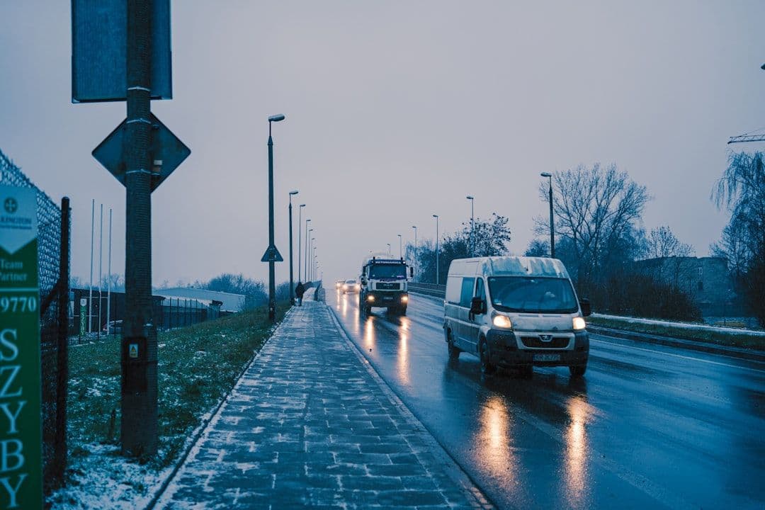Tragiczny wypadek w Łódzkiem. Dwie osoby zginęły, dzieci reanimowane