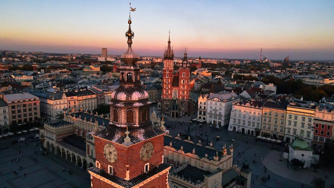 Piątkowska zaprasza Gibałę do debaty przed drugą turą wyborów w Krakowie