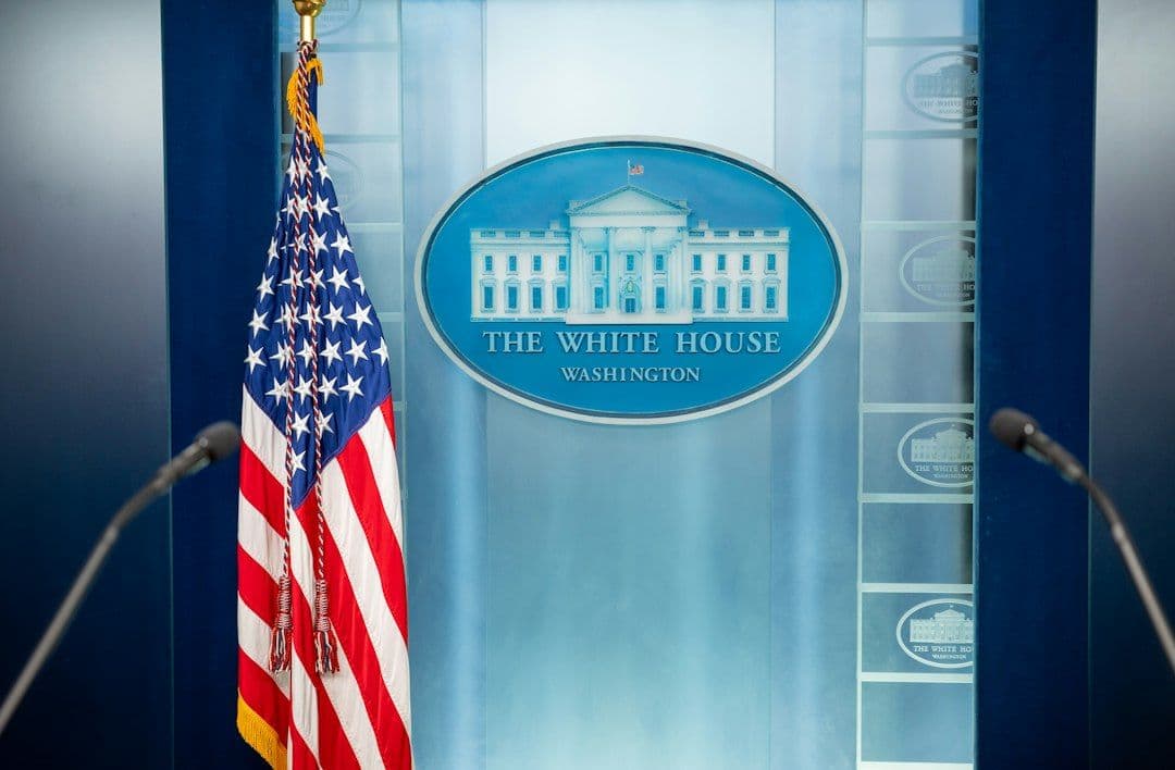 USA: Departament Sprawiedliwości broni zakazu wstępu dla CNN, Politico i MS NOW